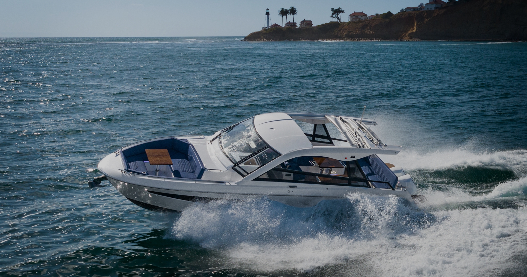 Bavaria Vida 33